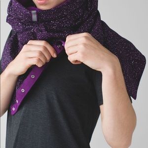 Lululemon Vinyasa Scarf Fleece Flashback